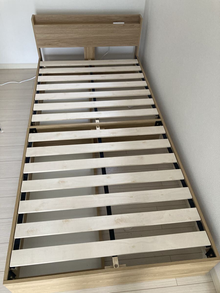 北海道札幌市手稲区にて直接引取限定 シングルベッド ベッドフレーム 木製（4）