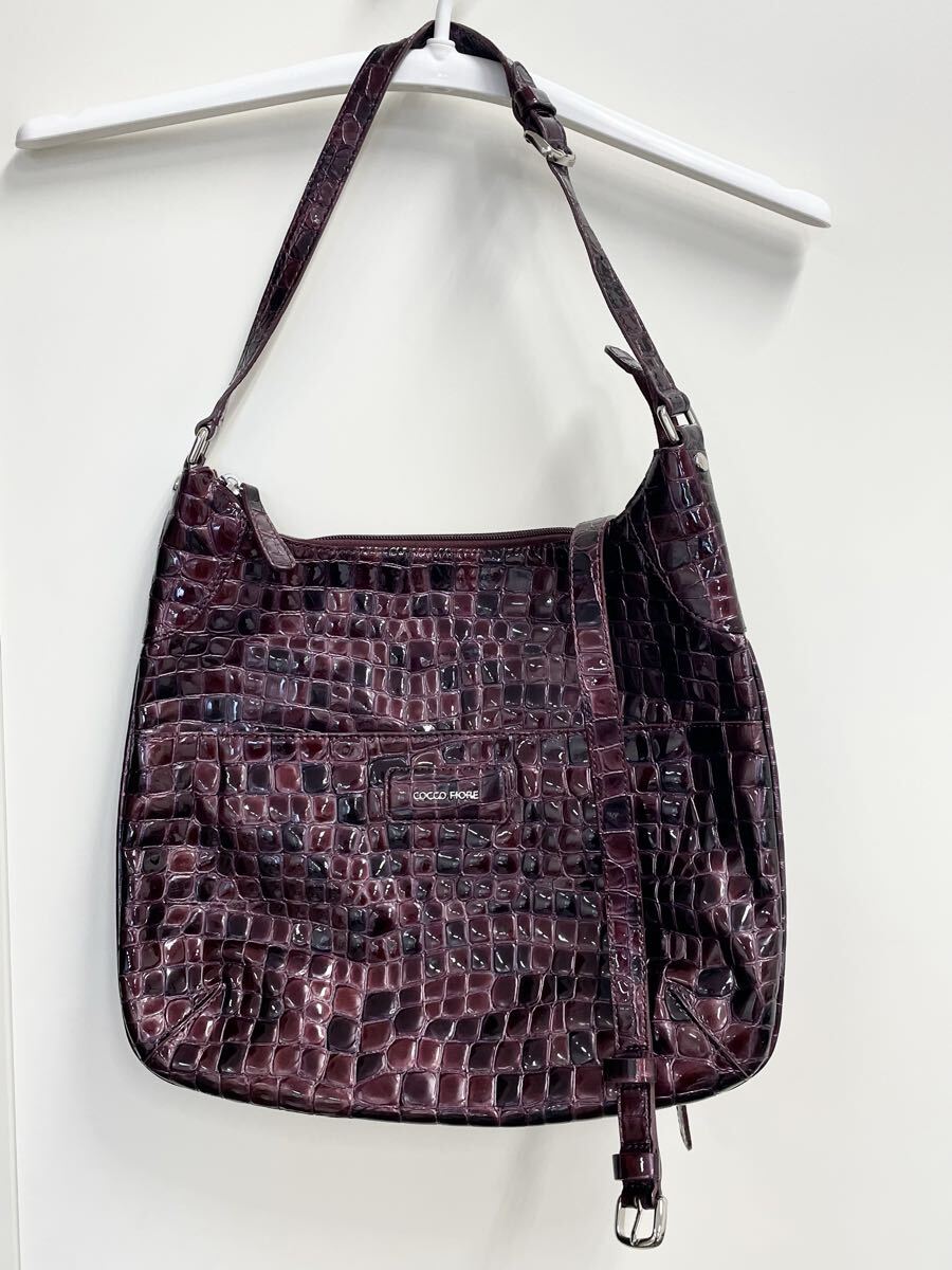 COCCO FIORE クロコ型押し? 牛革 レザー ハンドバッグ ショルダーバッグ ワイン型 パープル ベルト付き 【S84537-SS6-2】