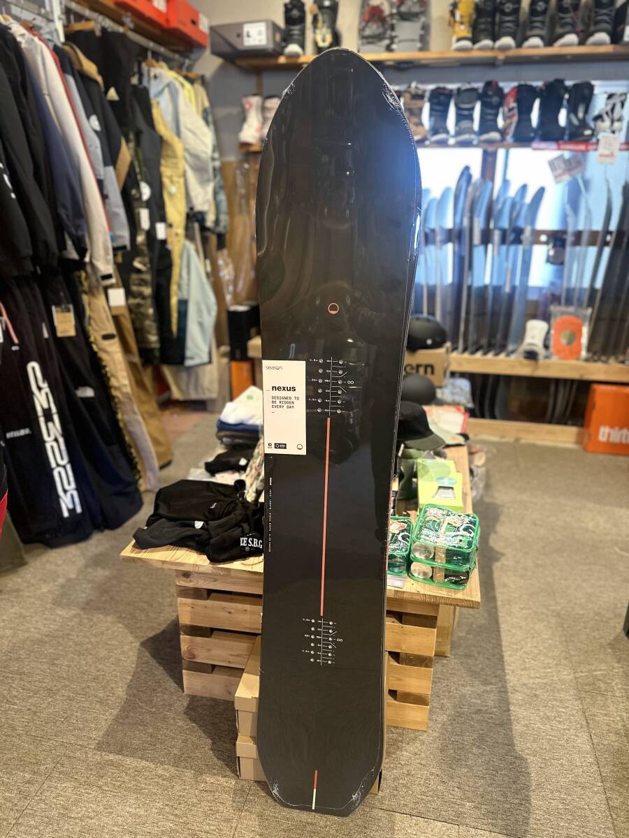 season snowboard シーズン　ネクサス　162wide スノーボード　パウダー　カービング　新品 