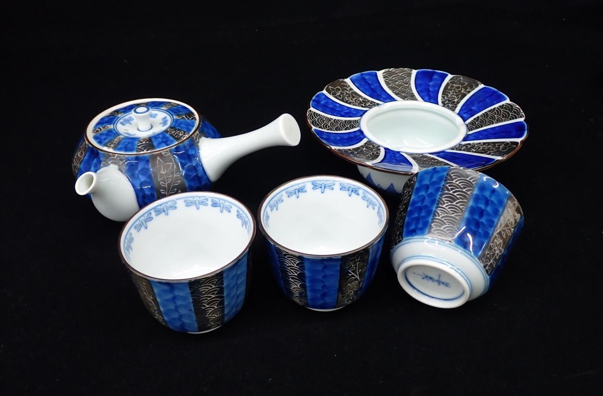 ▲食器19 有田焼 其泉窯 銀呉須十草 急須/湯呑(3客)/灰皿▲茶器/消費税0円