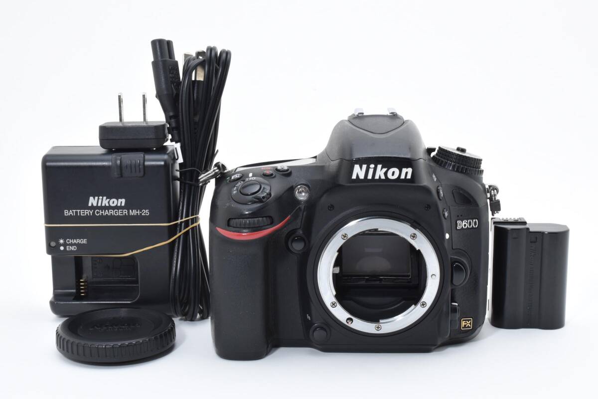 #5141【実用美品】 Nikon D600 ボディ★フルサイズ入門に最適★動作確認済み★ファインダー内キズあり・撮影影響なし