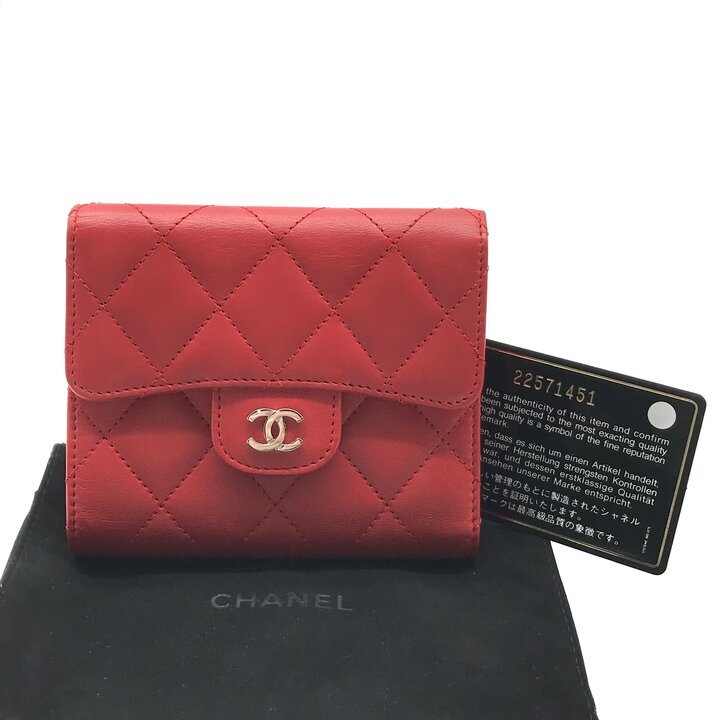 美品 CHANEL シャネル ココマーク ラムスキン マトラッセ ミニ 二つ折り 財布 ウォレット レディース ブランド 小物 レッド k7487