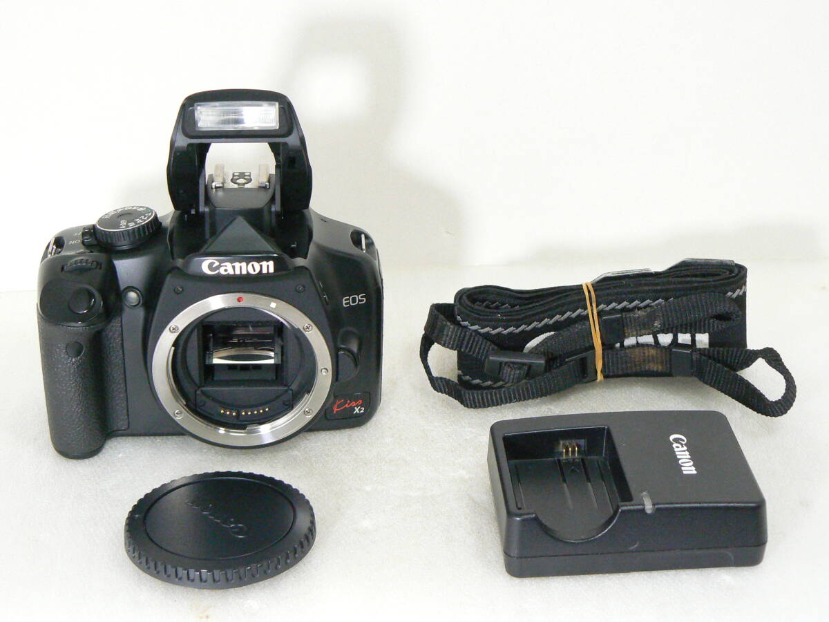 Canon キャノン EOS Kiss X2 ボディ（1220万画素/SDHC）バッテリーと充電器付き 多少の難有り動作品 E376