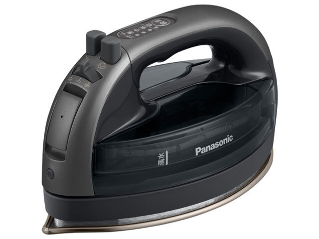 ◆新品 パナソニック Panasonic コードレス スチームアイロン カルル NI-WL708-K [Wヘッドベース/ステンレス×ニッケル/衣類除菌も] 保証付