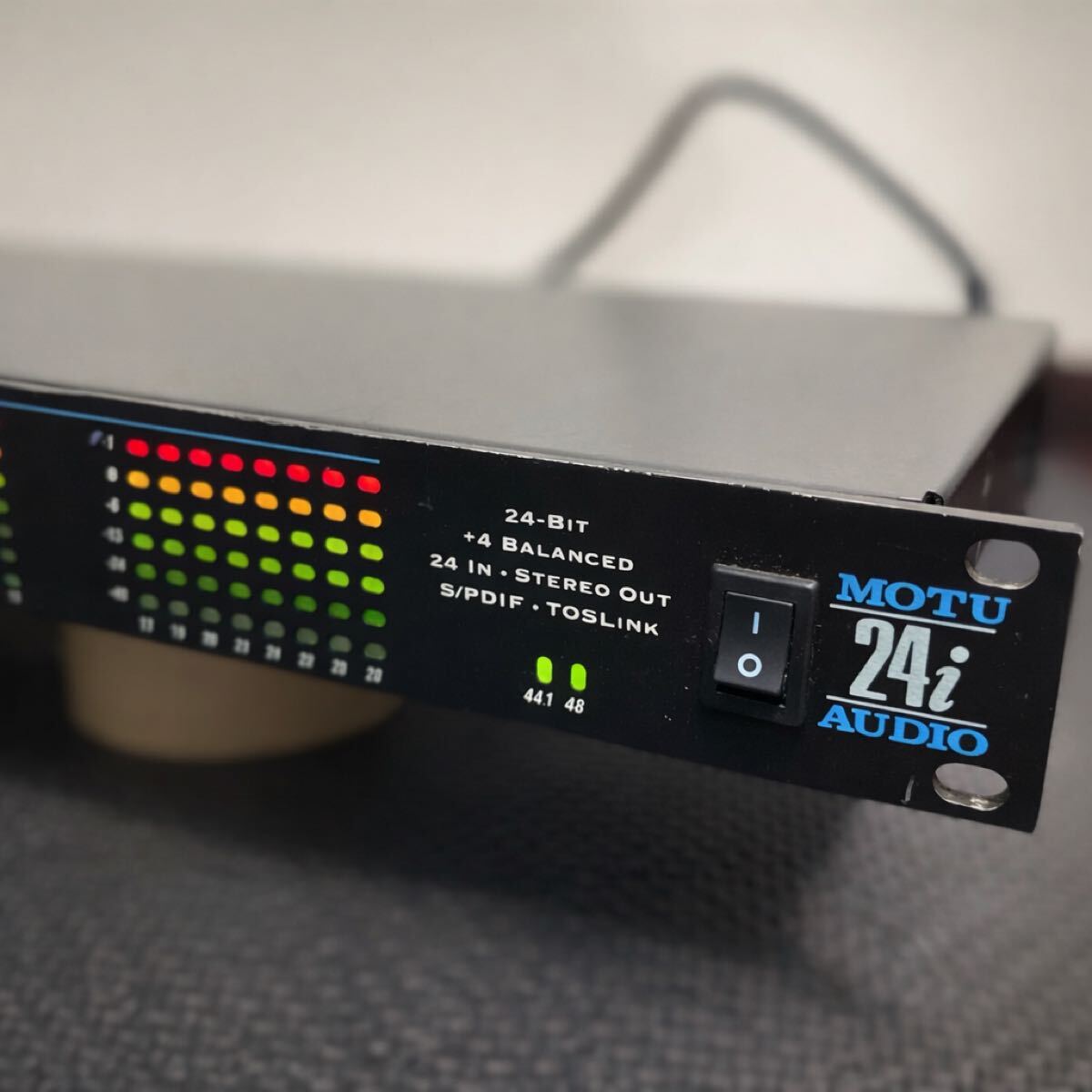 MOTU 24i プロ用 オーディオインターフェース 24bit 業務用 Made in USA 通電OK インジケーター点灯 Mark of the Unicorn 名機