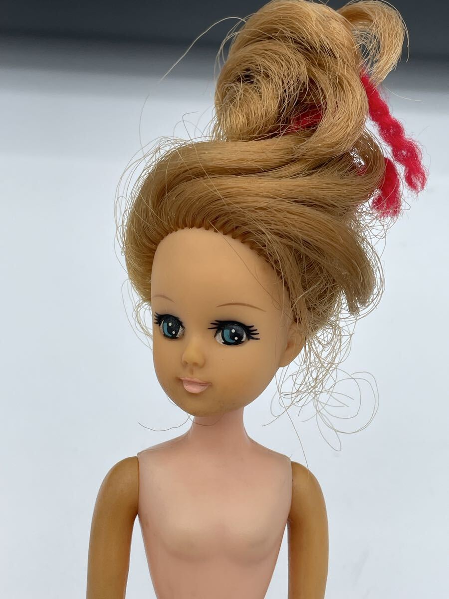 初代いづみちゃん 7本まつ毛 旧タカラ TAKARA タカラ 当時物 着せ替え人形 昭和レトロ ヴィンテージ リカちゃん人形 レトロ 金髪 ②