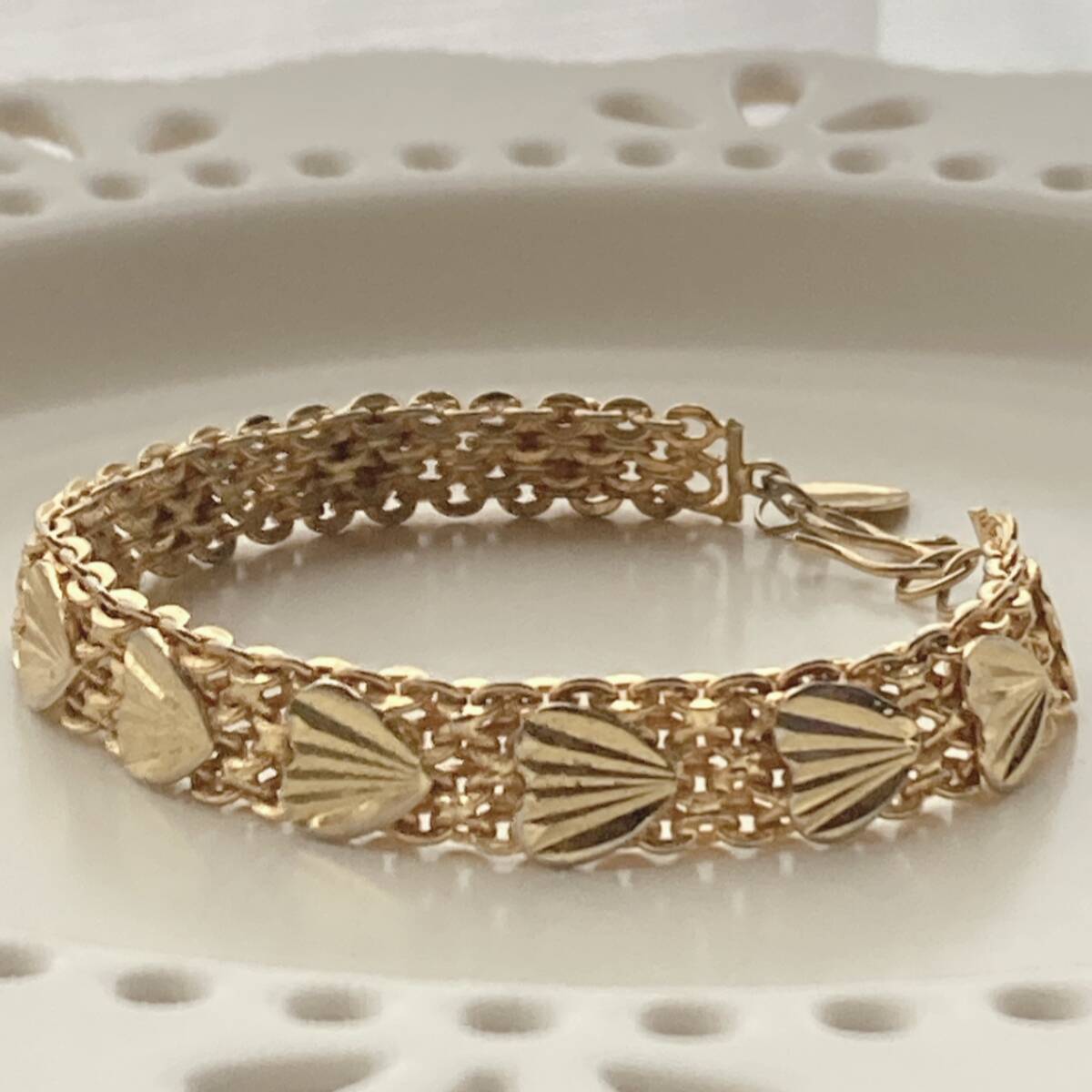 ヴィンテージブレスレット　18KGP　ゴールドトーン　シェル☆Vintage jewelry accessoriesF0762　