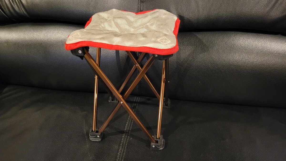 アルミミニチェア ベージュ 座面耐荷重80kg 収納袋付き 折りたたみ キャンプ イベント コンパクトチェア ソロキャンプ ソロツーリング H