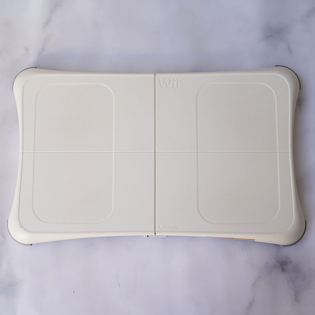 超貴重・廃盤商品☆Wii　Wii Fit　Wiiフィット　バランスボード 　　| 美品| 送料無料