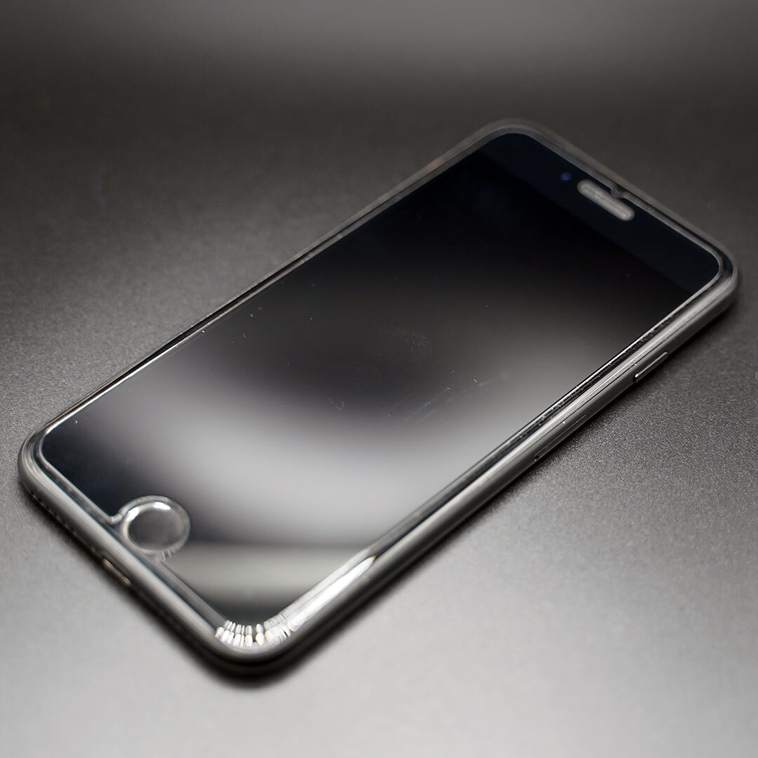 超美品☆iPhone 7　ジェットブラック　本体　32GB　SIMフリー　アイフォーン　アイフォン　送料無料　Apple　アップル　スマートフォン