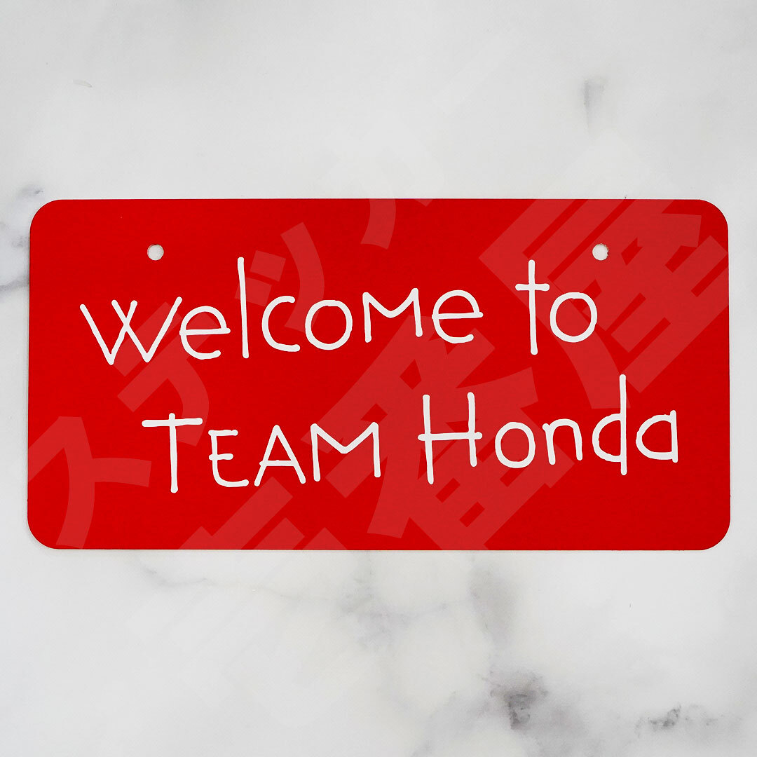 B級品■展示用ナンバープレート【 welcome to TEAM Honda　ライトレッド×ホワイト 】　1枚　HONDA　ホンダ　ライセンスプレート　送料無料