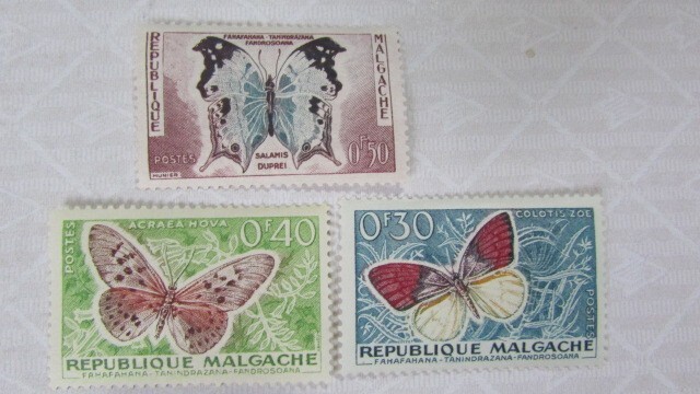 140　マダガスカル　蝶と田舎の製品　3種完　1960-05-25