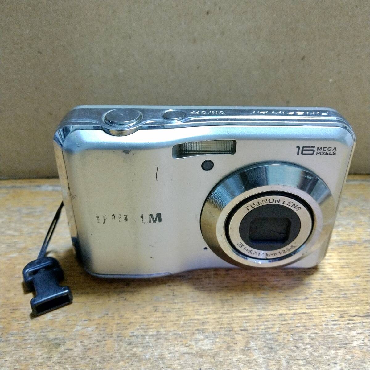 【実用品】★富士フィルム FUJIFILM FinePix コンパクトデジタルカメラ AV250 シルバー 単三電池仕様 動作品ですが現状★