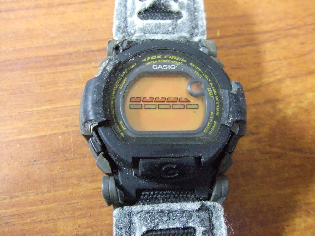 T549　G-SHOCK ジーショック CASIO カシオ 腕時計 DW-002 デジタル クォーツ 中古　未確認　ジャンク