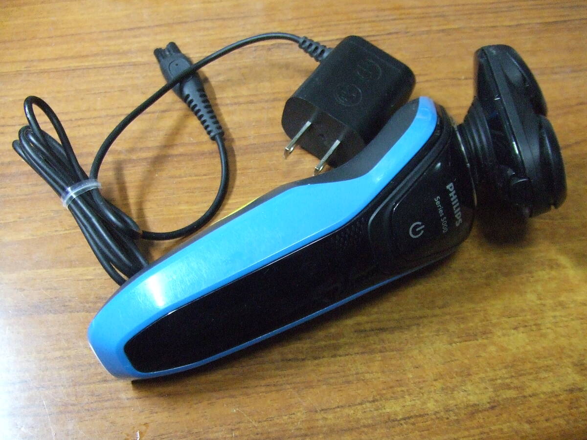 t827 PHILIPS フィリップス S5060　　 電気シェーバー S5000シリーズ series 5000 2018年製 中古　本体
