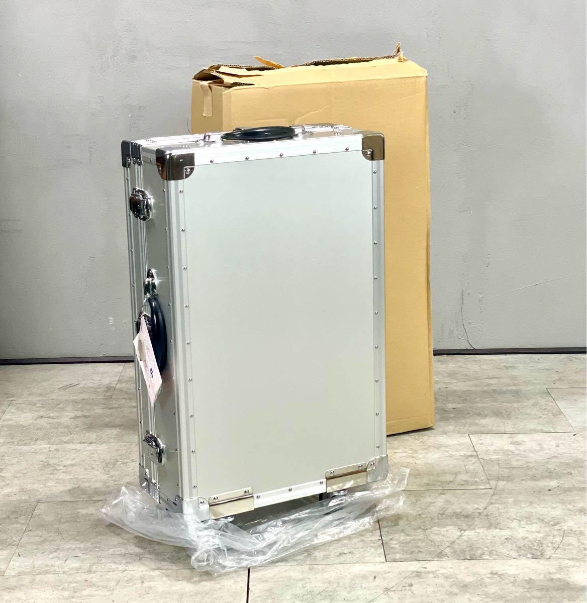 未使用/在庫あり■Japan Luggage 日本鞄協会 スーツケース アルミケース キャリーケース アルミトランク■兵庫県姫路市から 25-2424