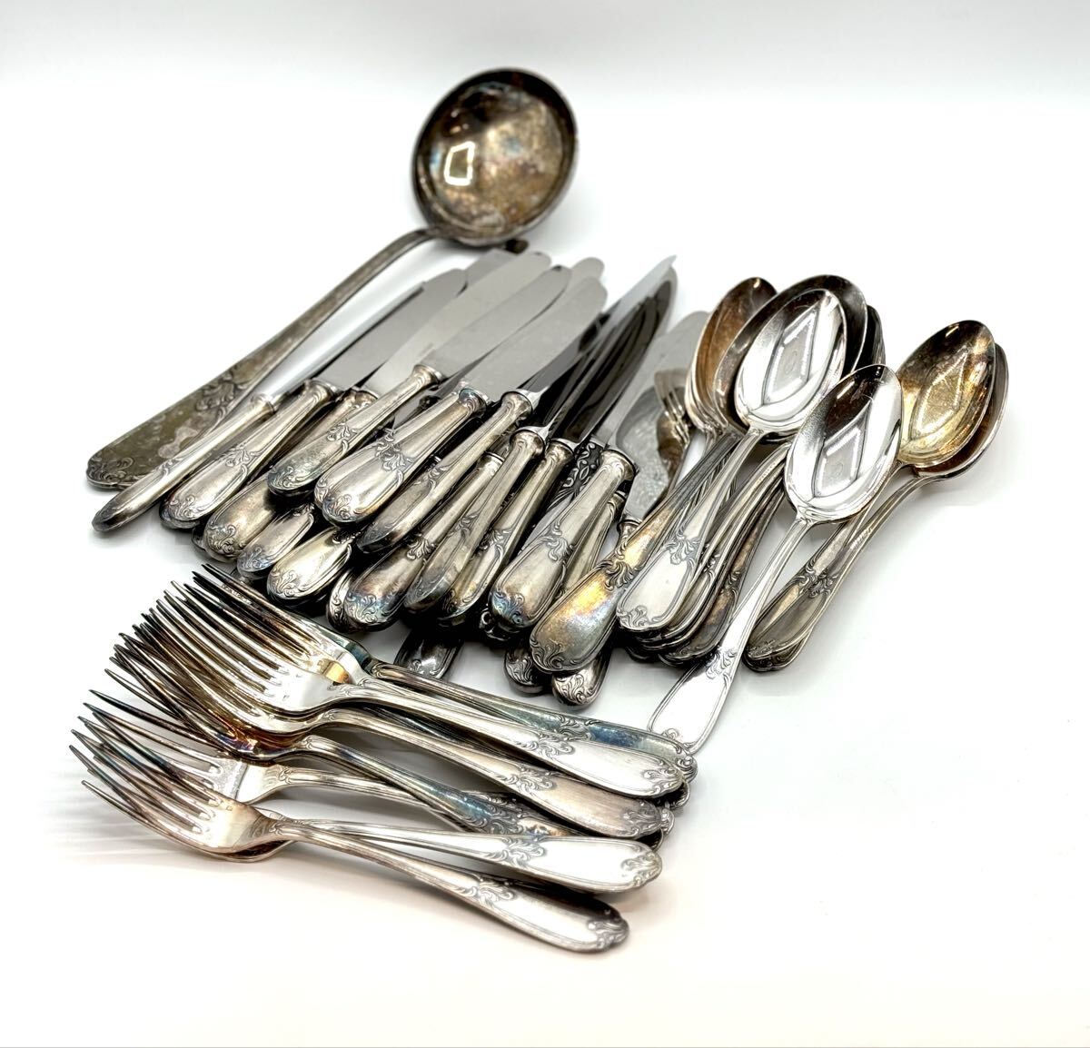 銀メッキ アンティーク カトラリー 約3.9kg まとめ スプーン フォーク ナイフ 食器 シルバープレート■兵庫県姫路市から b3 26-244