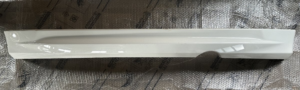 トヨタ アクア NHP10 前期 純正 モデリスタ リアスポイラー 白系 D2641-36210 中古 現状品