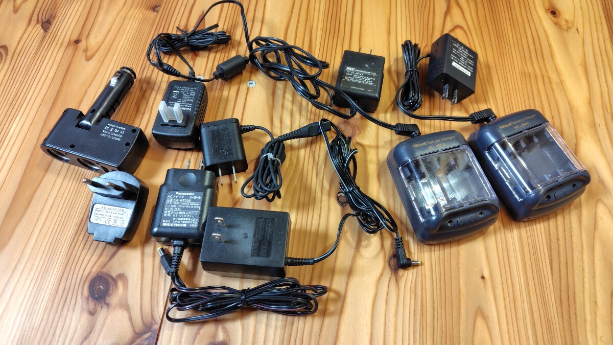 ACアダプタ　充電器 等々　長期保管品 中古