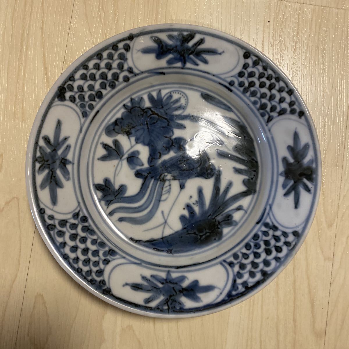 明　染付花鳥文皿　飾皿　皿　染付　青花　古染付　呉須　民藝　中国古美術　中国古玩　時代　唐物　骨董品　古美術品　直径17.3cm【28】