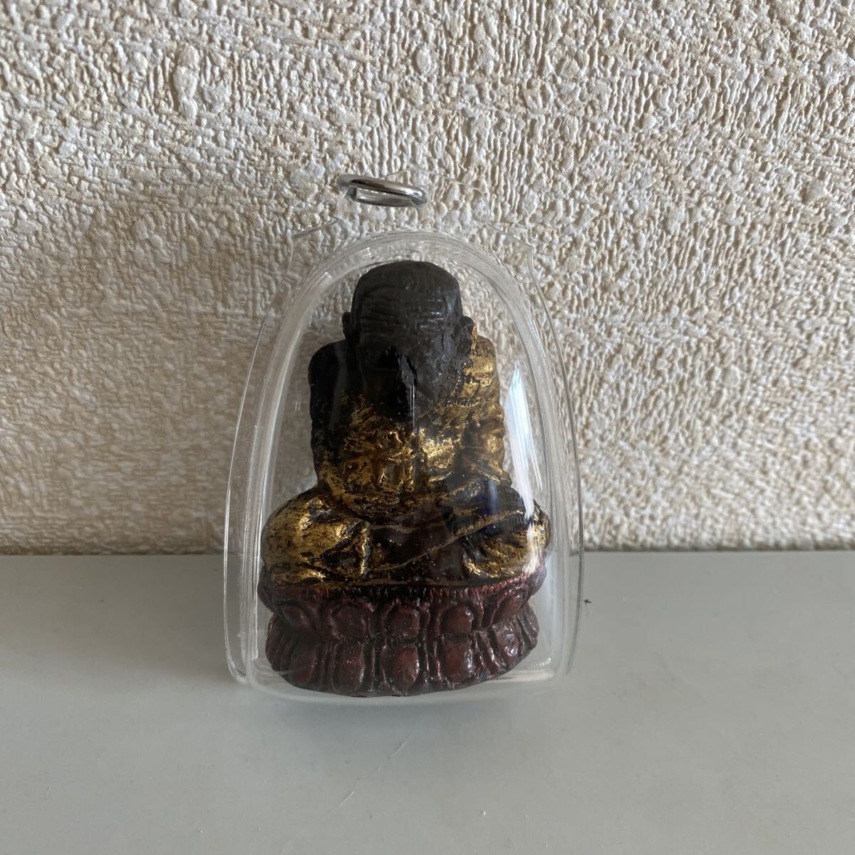 タイ　お守り　プラクルアン　仏教美術　時代　唐物　骨董品　古美術品　仏像　仏像　釈迦如来　僧侶　全長8cm【220①】