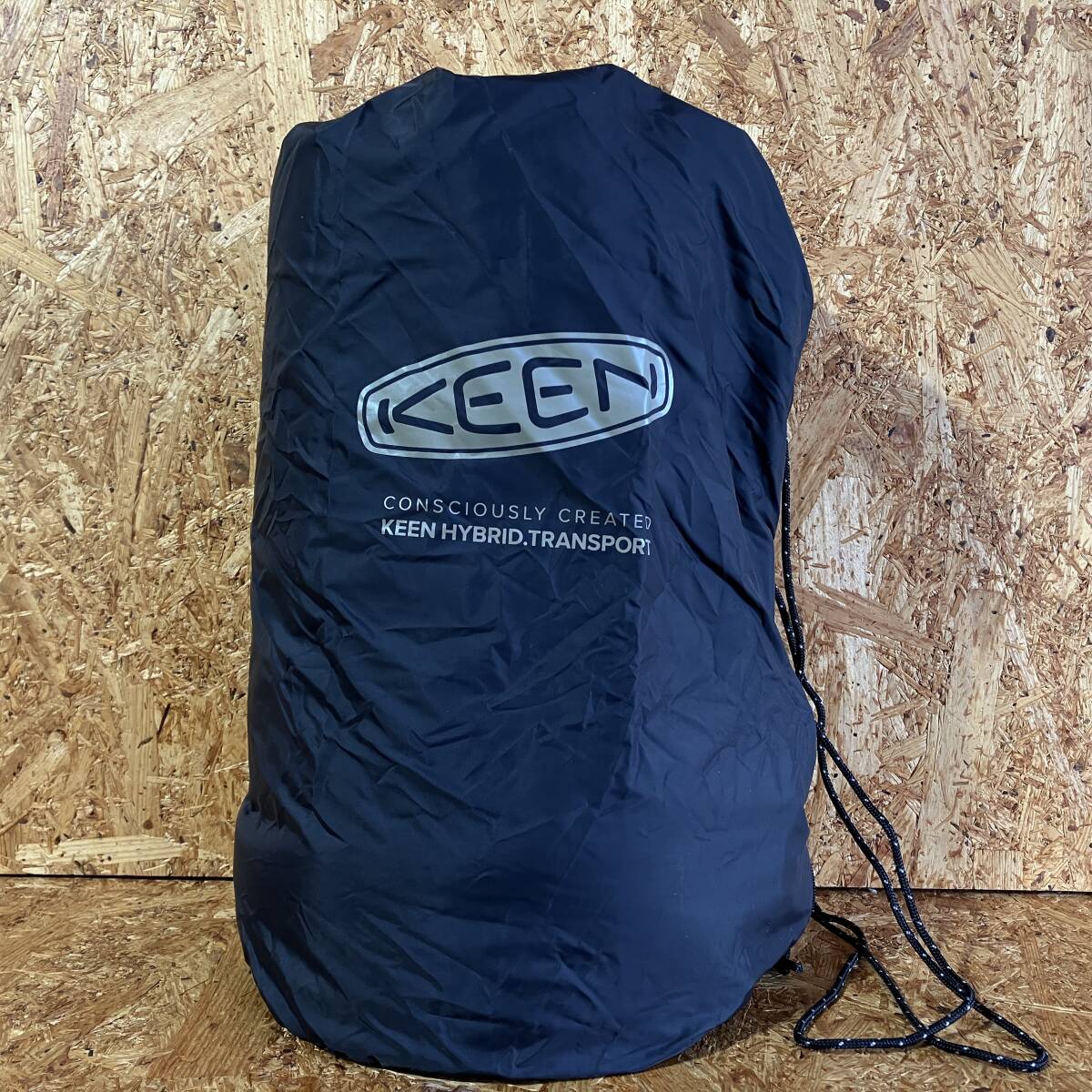 KEEN KHT RECYCLE DRAWSTRING BAG IN POUCH BLACK キーン リサイクル ドローストリング バッグ イン ポーチ