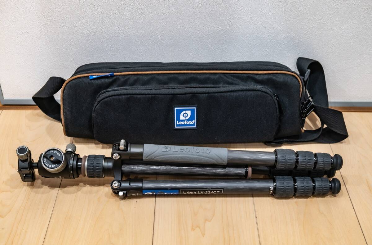 レオフォト◆ Leofoto ：Urban LX-224CT + XB-32Q カーボン三脚 + 雲台