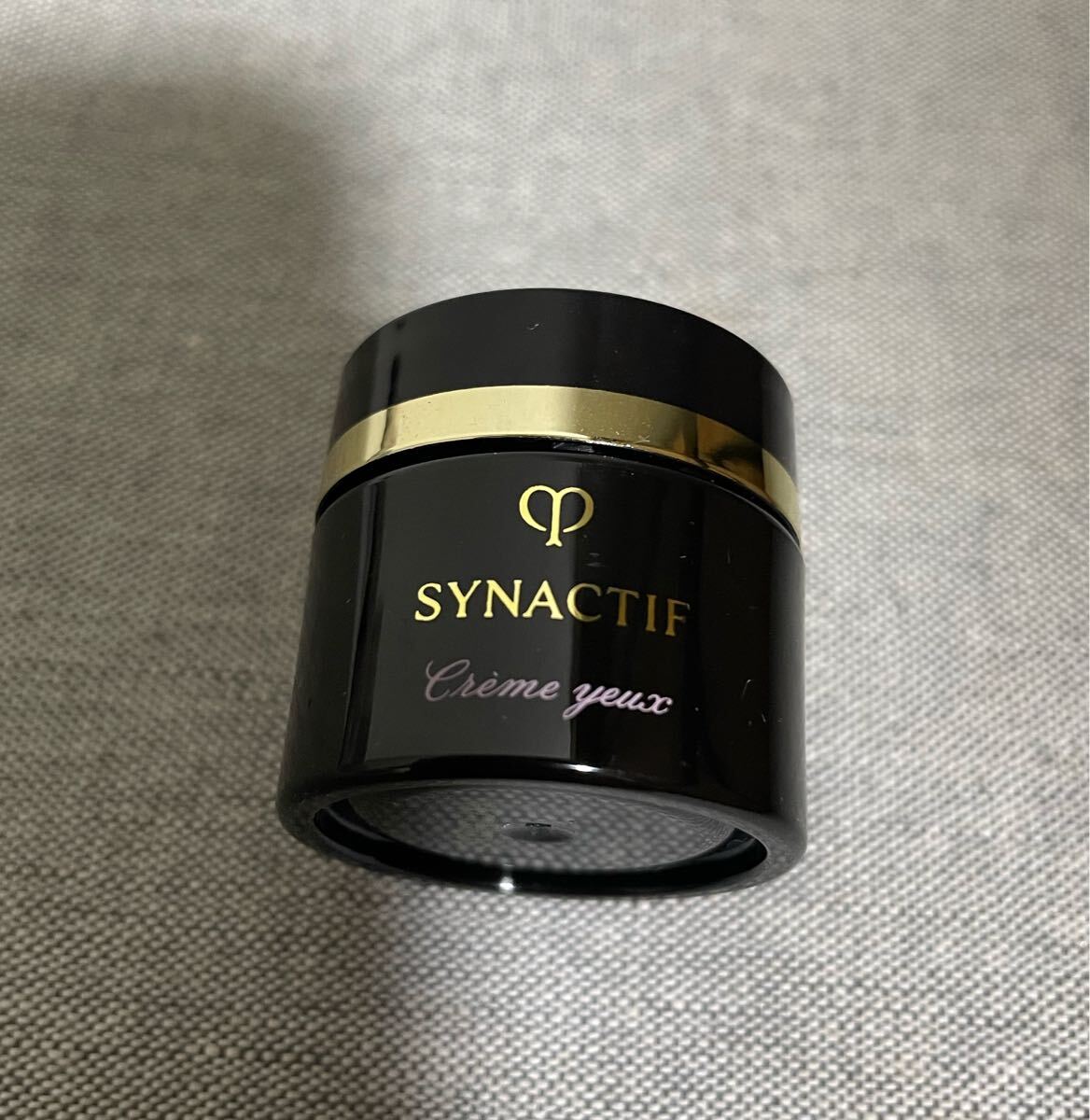 新品即決　 クレドポーボーテ シナクティフ クレームイユーn 3グラム　クリーム