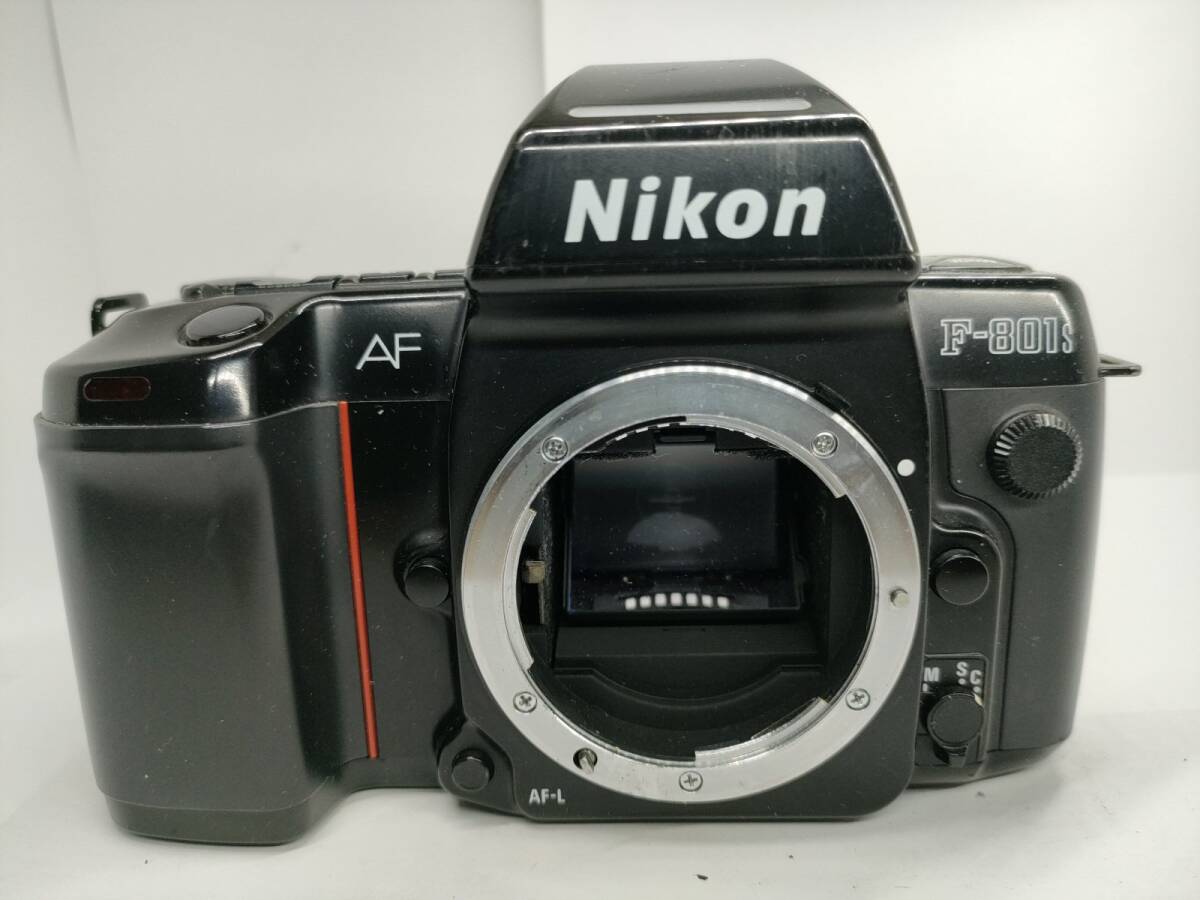 C445) Nikon F-801S