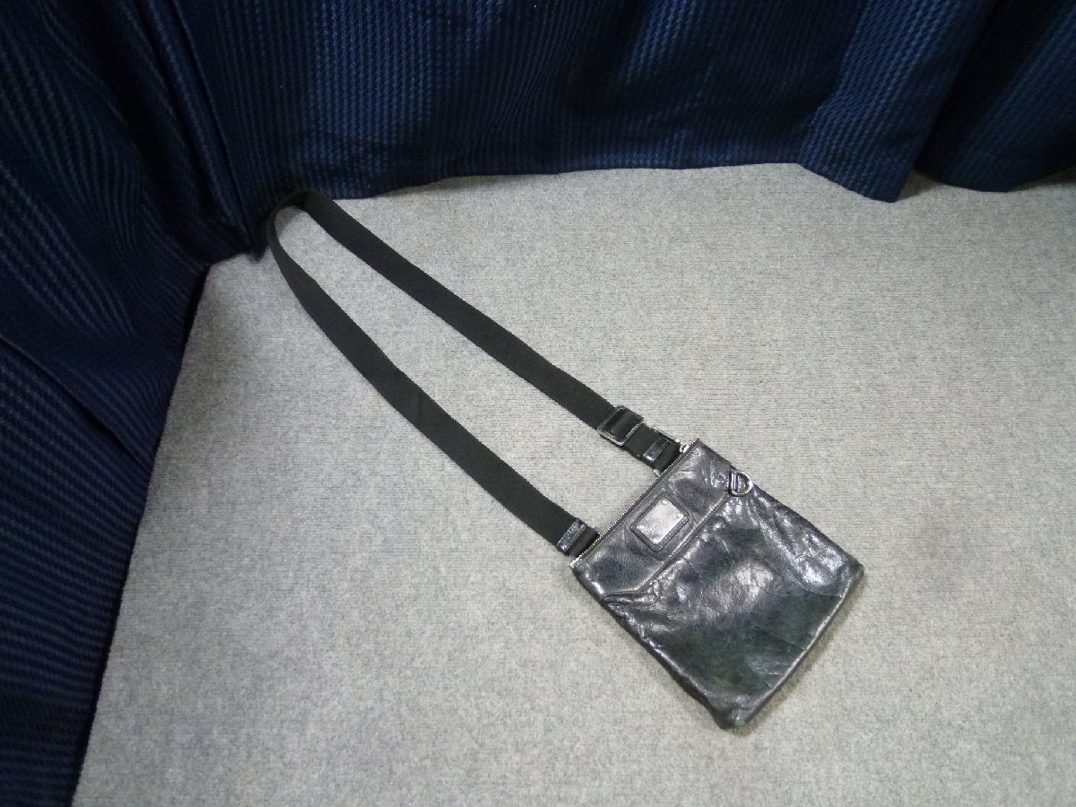 ▲ DOLCE&GABBANA ドルチェ&ガッバーナ ドルガバ メンズ ショルダーバッグ サコッシュ ブラック ▲