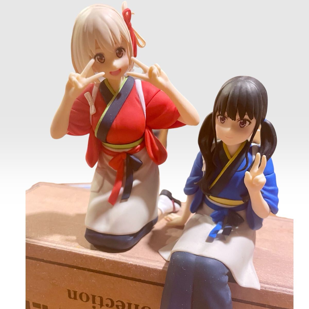 錦木千束 と 井ノ上たきな リコリスリコイル フィギュア 中古 箱無し 2体セット