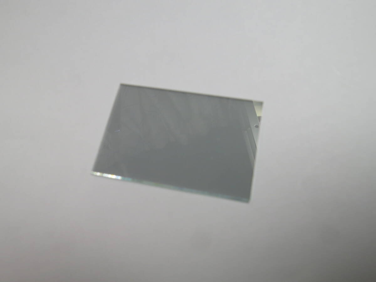 マミヤプレス ハーフミラー 23 x 40 x 1.1mm