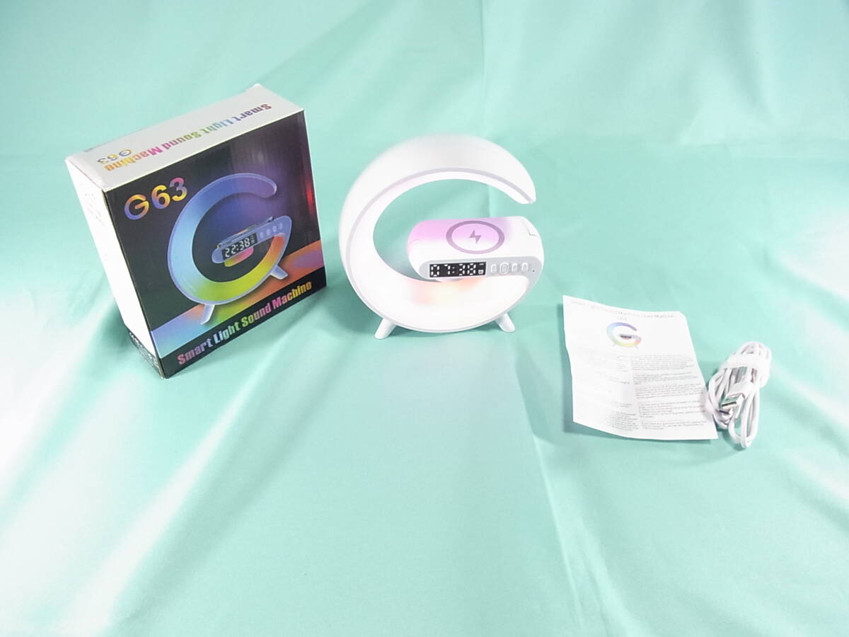 RGBライト　Smart Light Sound Machine　目覚まし時計 ワイヤレス充電器 デジタル時計 照明 サウンド スピーカー インテリア ガジェット