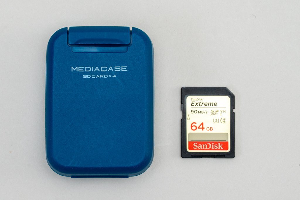サンディスク エクストリーム　ＳＤカード64ＧＢ SanDisk Extreme SDXC SDカード ６４GB No.4 中古品 26011406