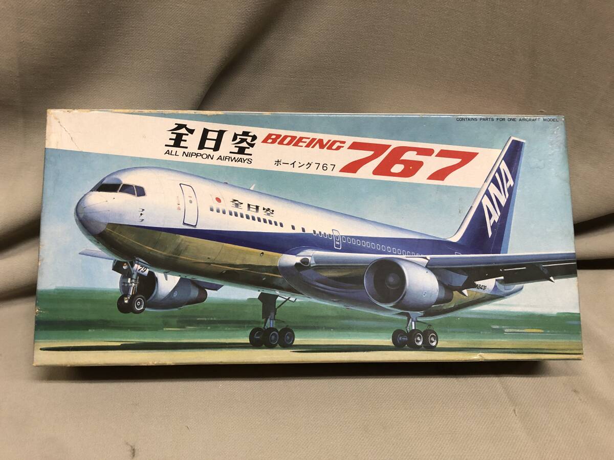 ボーイング767 ANA 全日空　1/200 ハセガワ　未組み立て