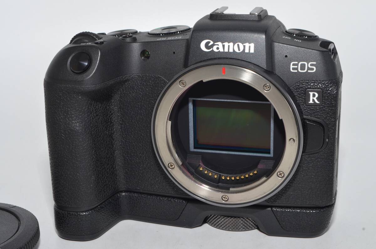 260029★ほぼ新品★Canon ミラーレス一眼カメラ EOS RP ボディ(レンズなし)ブラック/APS-C/EOS RP ボディ