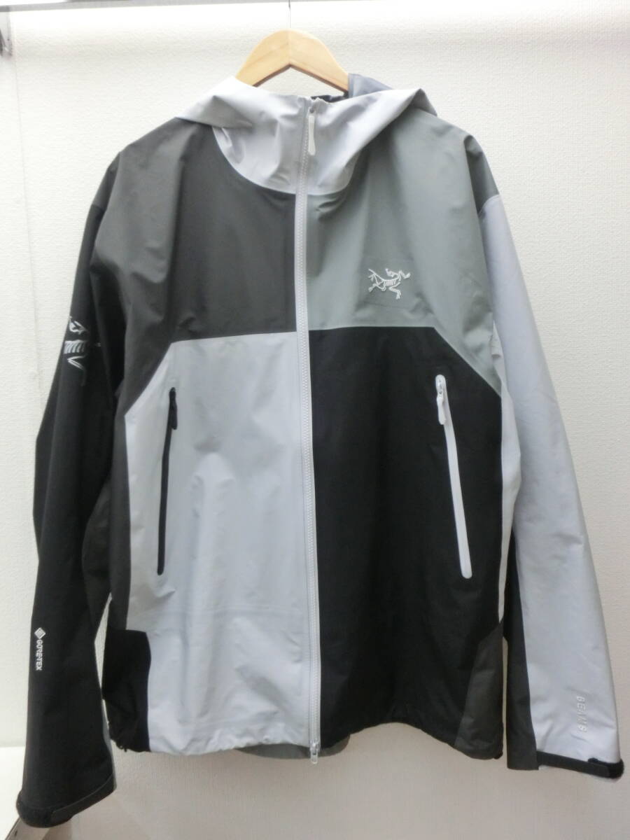 es/724186/2601/ARC’TERYX　アークテリクス　X000007490　マウンテンパーカー　ナイロン/グレー系/サイズXL