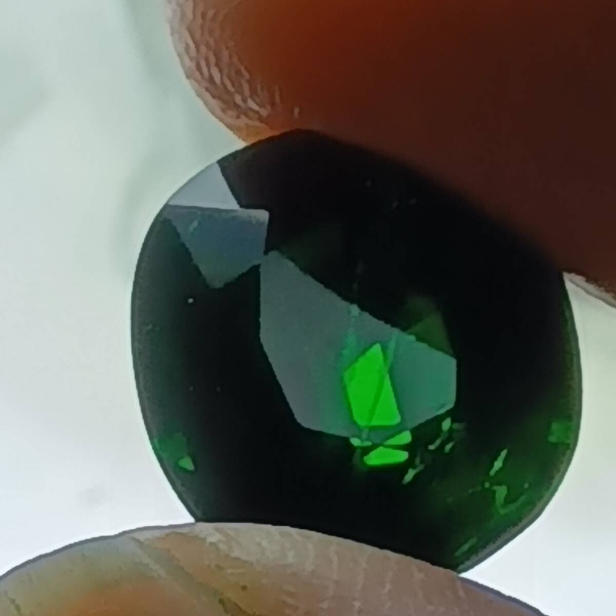 グリーンガーネット7.47CT