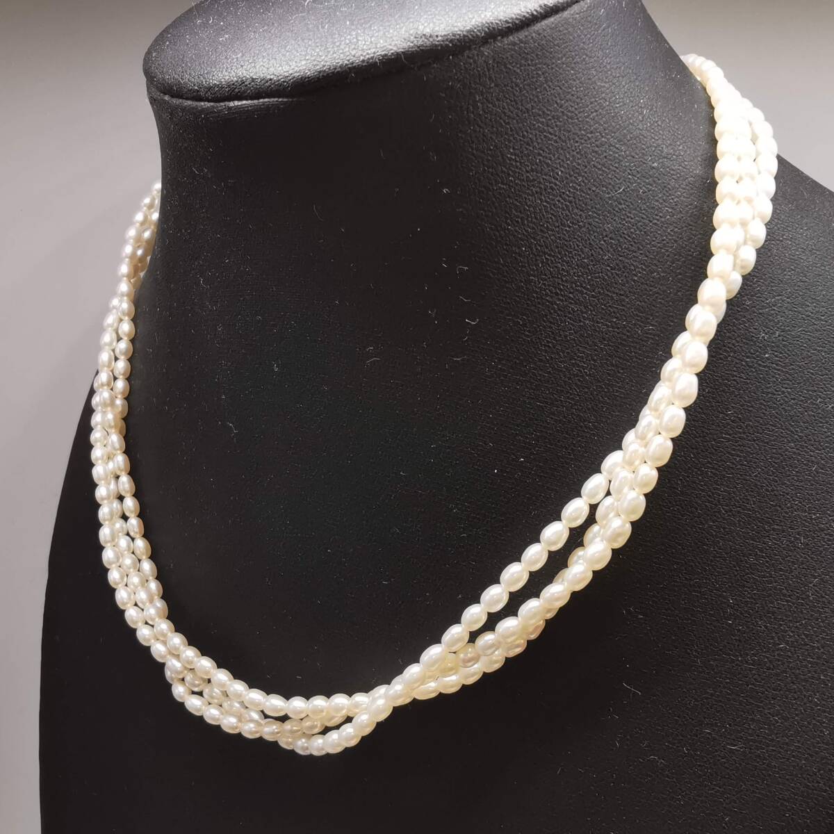 180117S65-0210S■パールネックレス■ライス 3連 全長約40cm 約3mm 留金SILVER/シルバー 真珠