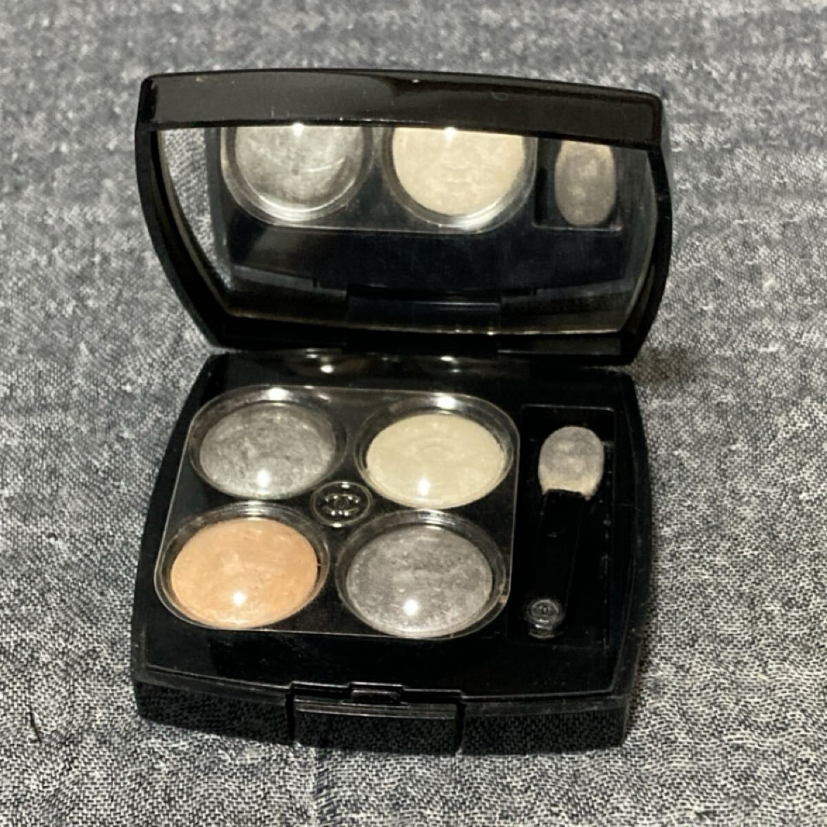 G6B267◆ シャネル CHANEL レキャトルオンブル 75 ネビュルーズ アイシャドウ 1.2g