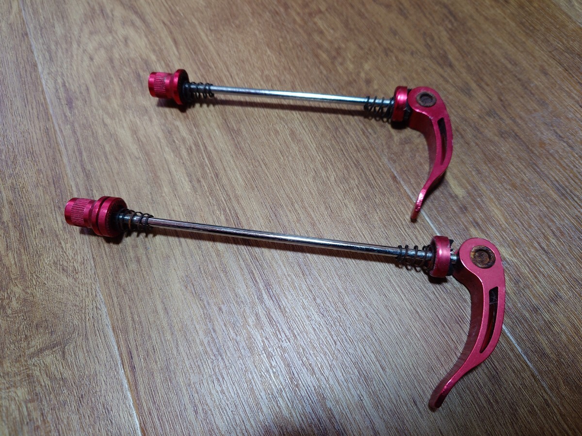 MTB 100mm／135mm 前後 クイックリリース アルミ レッド アルマイト処理 マウンテンバイク クイックレリーズ スキュア