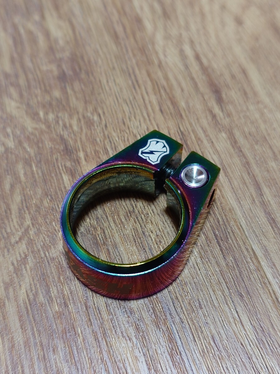新品未使用 MASH OIL SLICK シートクランプ 30.0mm マッシュ シートカラー オイルスリック アルミ 