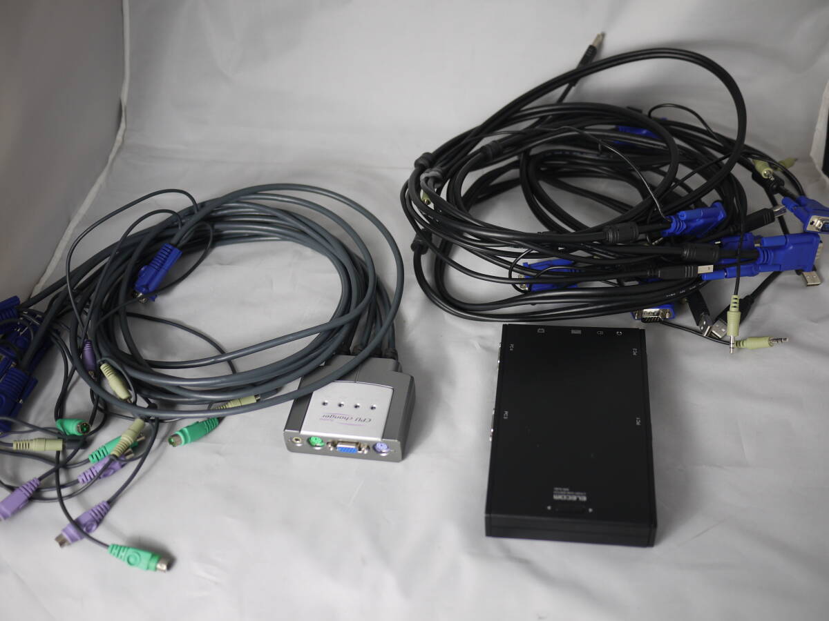 CPU自動切替器 KVM切替器 2台セット SW-KVM4CPA + KVM-BU4 VGA PS/2 USB 動作確認済 ケーブル付