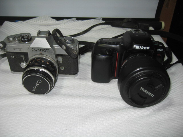 ★カメラ2台 ニコン F50　ＣＡＮＯＮ ＦＴ 動作不明 ジャンク