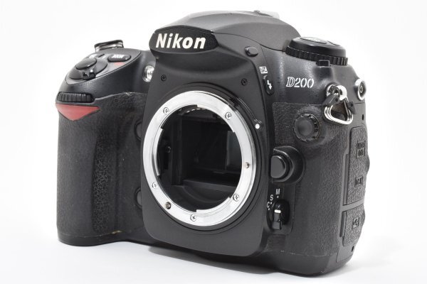 ADS8322★ 現状品 ★ ニコン NIKON D200 ボディ