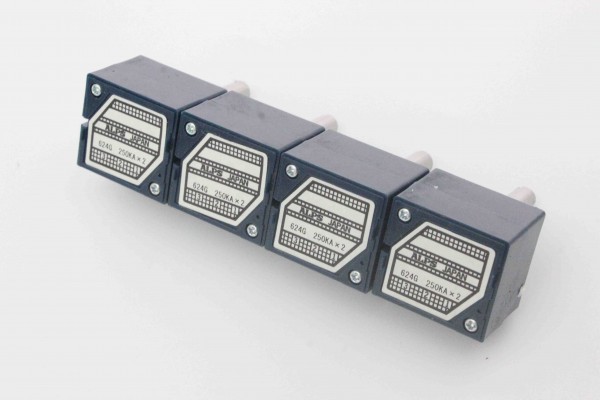250K入札数量1で4個基板おまけ新品正規品 アルプス ALPS 2連 ボリューム クリックなし RK27 15A 溝軸 操作部25mm Aカーブ