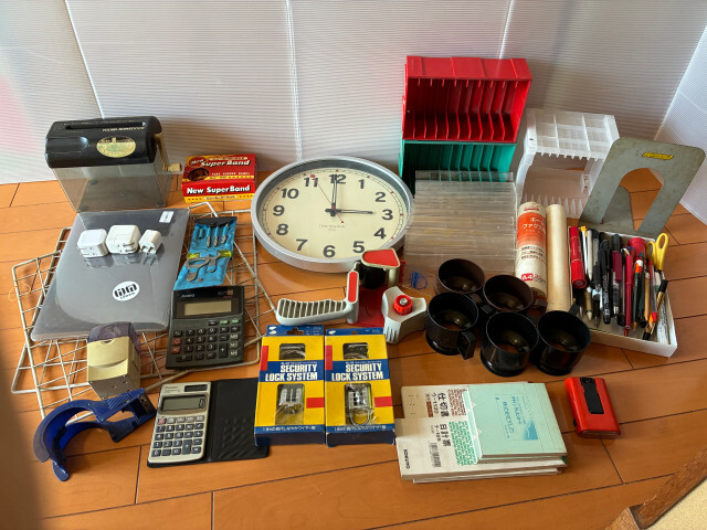 店舗　事務用品の中古品いろいろ　大量まとめ
