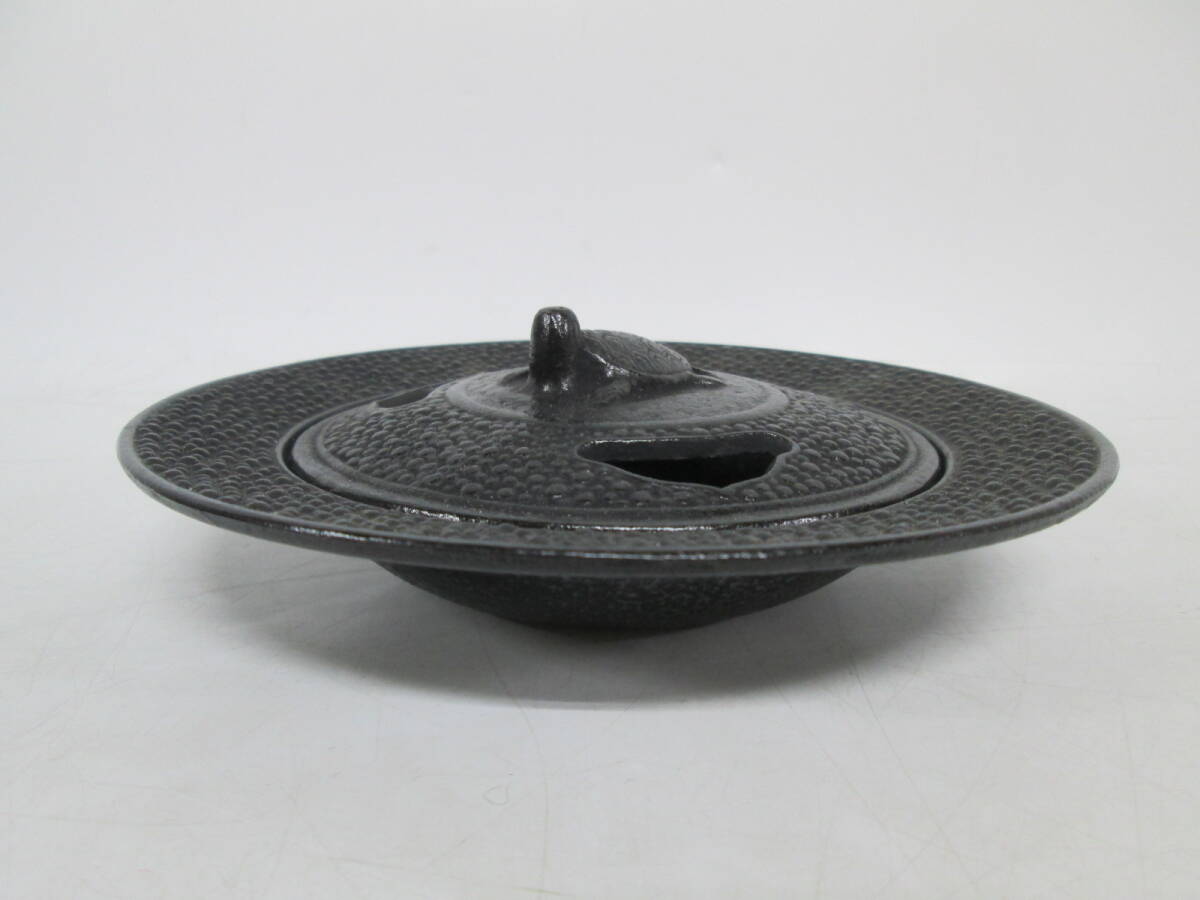 【0213i A2161】 南部岩鋳 灰皿 亀 カメ 応接 喫煙具 金属工芸 直径約18.3cm