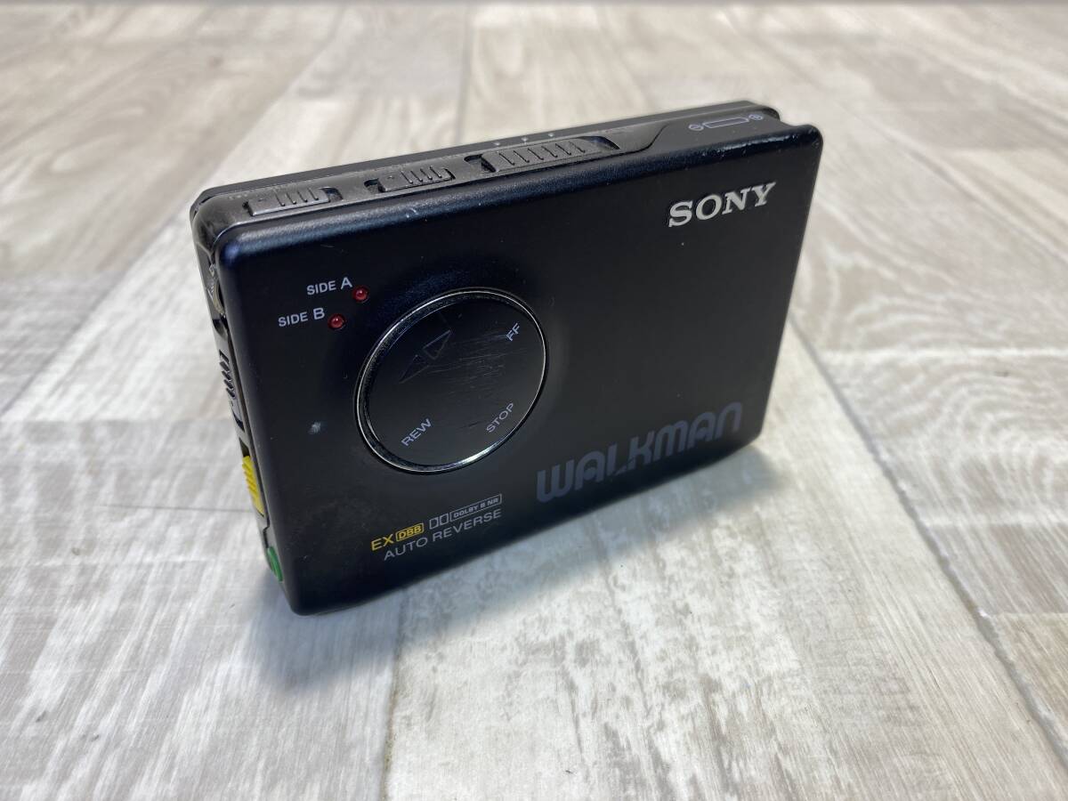 ☆SONY カセット ウォークマン プレーヤー WM‐600 【 未確認/ 現状品 】 （PN6B-31）