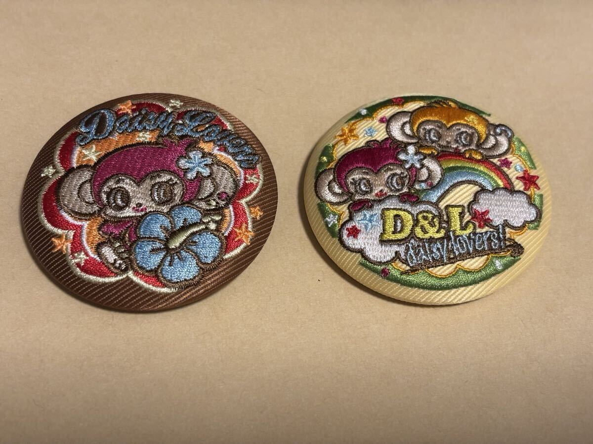 ★未使用★ ナルミヤキャラクターズ　 刺繍缶バッジ　 デイジーラバーズ ミンキー ルッキー　お菓子なし